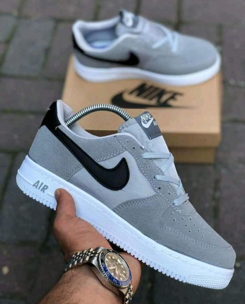 AF1 Suede Sneakers